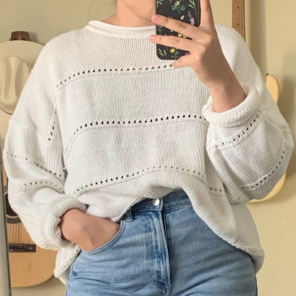 ☁️Chunky Knit White Crewneck☁️
